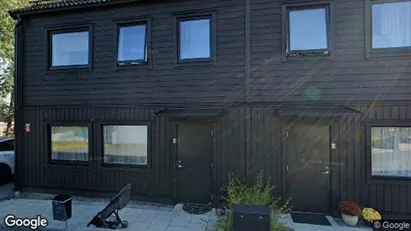 Bostadsrätter till salu i Upplands-Bro - Bild från Google Street View