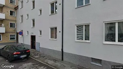 Bostadsrätter till salu i Söderort - Bild från Google Street View Bostadsrätter till salu i Söderort - Bild från Google Street View