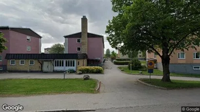 Bostadsrätter till salu i Köping - Bild från Google Street View