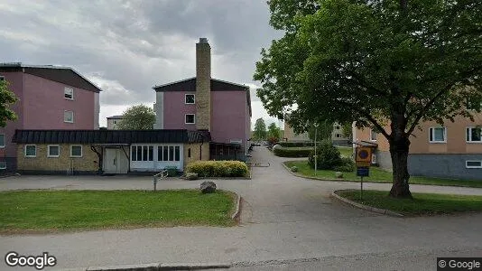 Bostadsrätter till salu i Köping - Bild från Google Street View