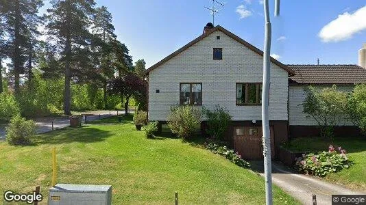Lägenheter till salu i Heby - Bild från Google Street View