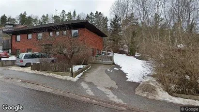 Lägenheter att hyra i Huddinge - Bild från Google Street View