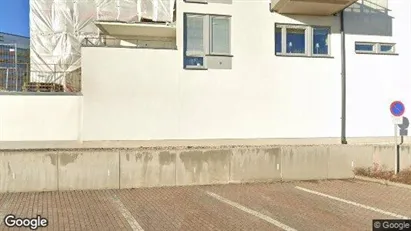 Lägenheter till salu i Upplands-Bro - Bild från Google Street View