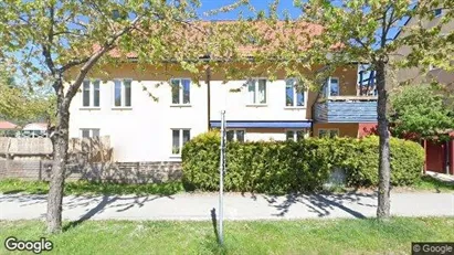 Bostadsrätter till salu i Tyresö - Bild från Google Street View