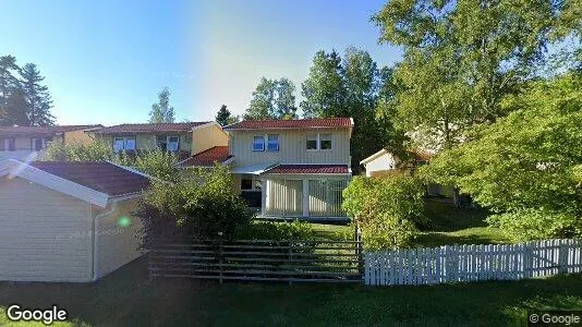 Lägenheter till salu i Vallentuna - Bild från Google Street View