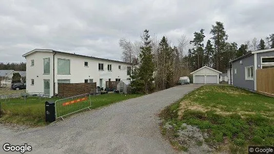 Lägenheter till salu i Huddinge - Bild från Google Street View