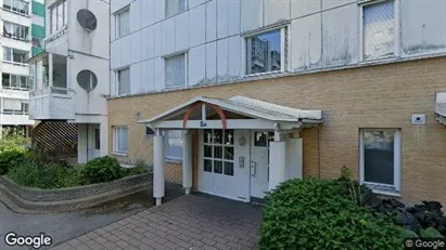 Lägenheter att hyra i Huddinge - Bild från Google Street View