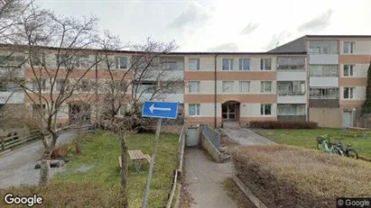 Lägenheter till salu i Huddinge - Bild från Google Street View