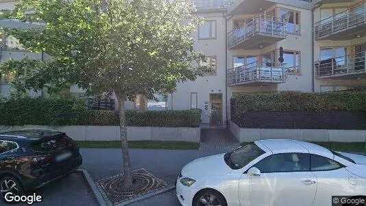Bostadsrätter till salu i Nacka - Bild från Google Street View