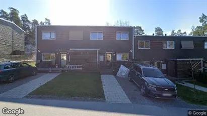 Bostadsrätter till salu i Österåker - Bild från Google Street View