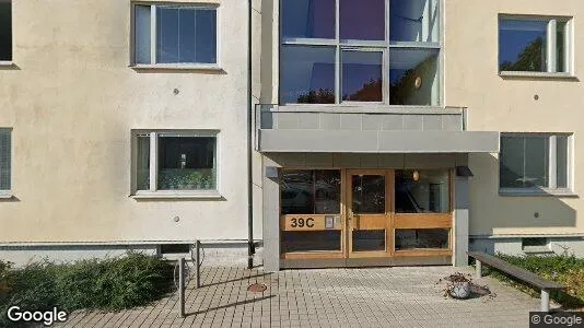 Bostadsrätter till salu i Nacka - Bild från Google Street View