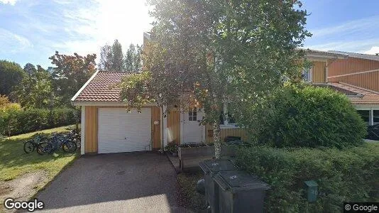 Bostadsrätter till salu i Håbo - Bild från Google Street View