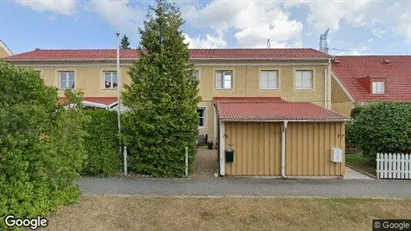 Bostadsrätter till salu i Huddinge - Bild från Google Street View