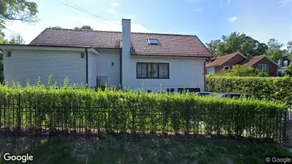 Lägenheter till salu i Danderyd - Bild från Google Street View