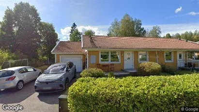 Bostadsrätter till salu i Håbo - Bild från Google Street View