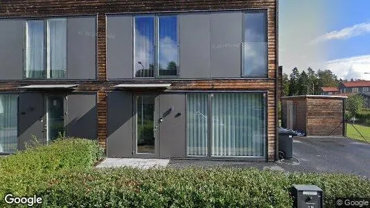 Bostadsrätter till salu i Upplands-Bro - Bild från Google Street View