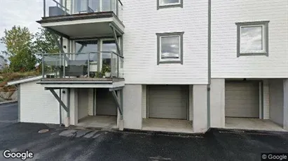 Bostadsrätter till salu i Strömstad - Bild från Google Street View