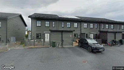 Bostadsrätter till salu i Lekeberg - Bild från Google Street View