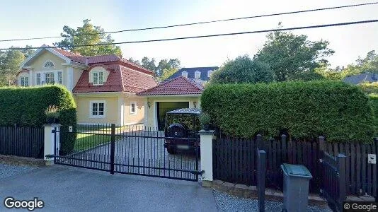 Lägenheter till salu i Täby - Bild från Google Street View