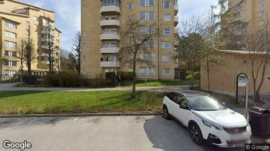 Lägenheter till salu i Upplands Väsby - Bild från Google Street View