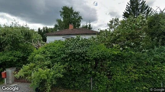 Lägenheter till salu i Huddinge - Bild från Google Street View