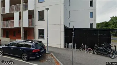 Bostadsrätter till salu i Huddinge - Bild från Google Street View