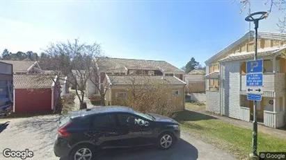Bostadsrätter till salu i Österåker - Bild från Google Street View