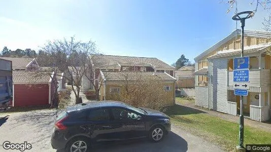 Bostadsrätter till salu i Österåker - Bild från Google Street View