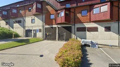 Lägenheter till salu i Huddinge - Bild från Google Street View