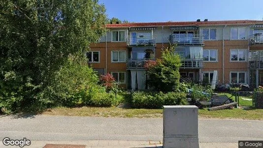 Bostadsrätter till salu i Huddinge - Bild från Google Street View