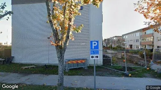 Bostadsrätter till salu i Upplands-Bro - Bild från Google Street View