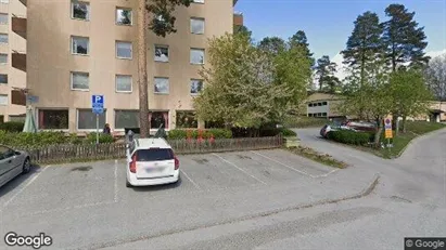 Bostadsrätter till salu i Täby - Bild från Google Street View
