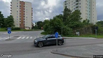 Bostadsrätter till salu i Nacka - Bild från Google Street View