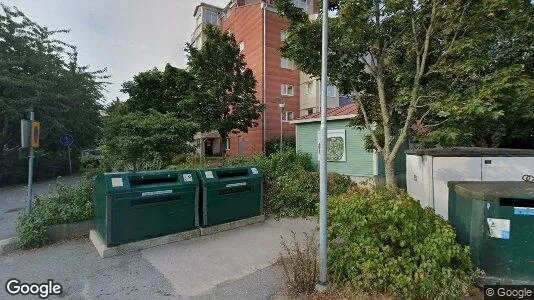 Bostadsrätter till salu i Nacka - Bild från Google Street View