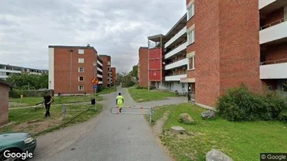 Lägenheter att hyra i Huddinge - Bild från Google Street View