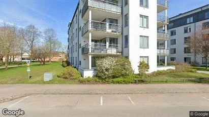 Bostadsrätter till salu i Halmstad - Bild från Google Street View