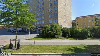 Lägenheter att hyra i Huddinge - Bild från Google Street View