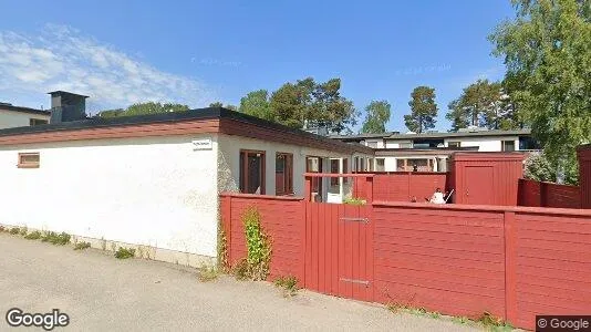 Lägenheter att hyra i Haninge - Bild från Google Street View