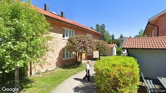 Bostadsrätter till salu i Tyresö - Bild från Google Street View