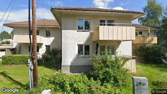 Lägenheter till salu i Huddinge - Bild från Google Street View