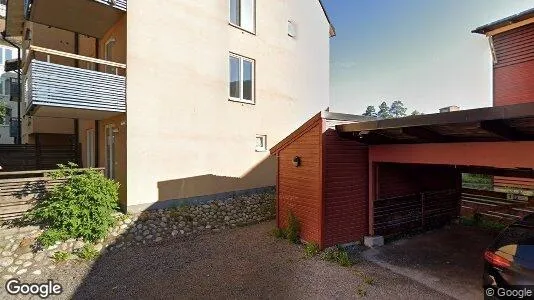 Bostadsrätter till salu i Tyresö - Bild från Google Street View