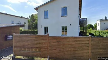 Bostadsrätter till salu i Husie - Bild från Google Street View