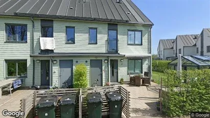 Bostadsrätter till salu i Båstad - Bild från Google Street View