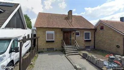 Lägenheter till salu i Husie - Bild från Google Street View