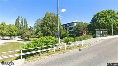 Lägenheter att hyra i Huddinge - Bild från Google Street View