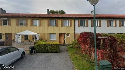 Bostadsrätter till salu i Järfälla - Bild från Google Street View