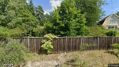 Lägenheter till salu i Huddinge - Bild från Google Street View