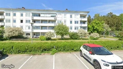 Lägenheter till salu i Haninge - Bild från Google Street View