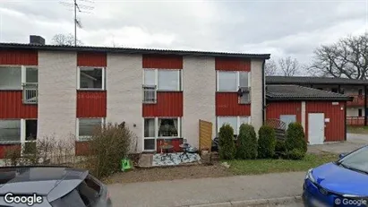 Lägenheter till salu i Huddinge - Bild från Google Street View