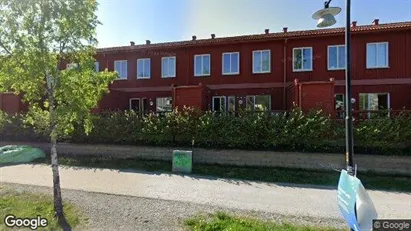 Bostadsrätter till salu i Haninge - Bild från Google Street View